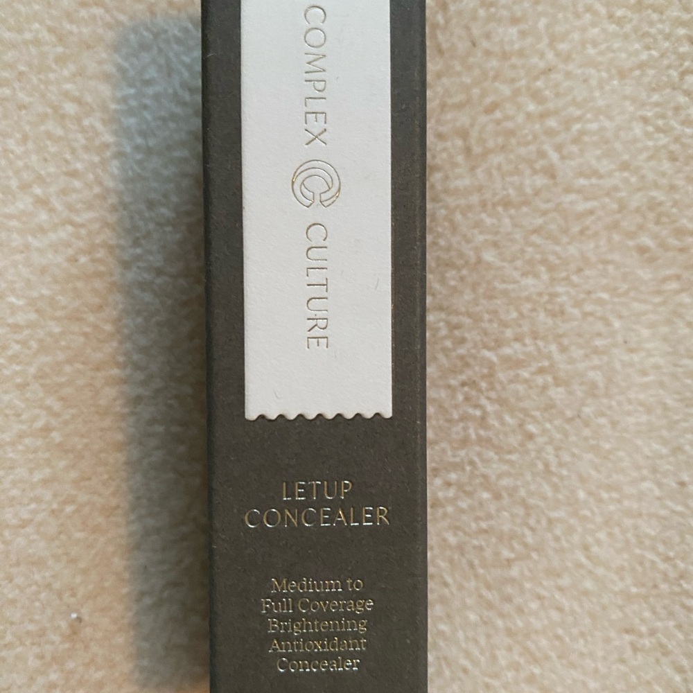 Complex Culture Letup Concealer - Medium Coverage - Picture 3 of 4